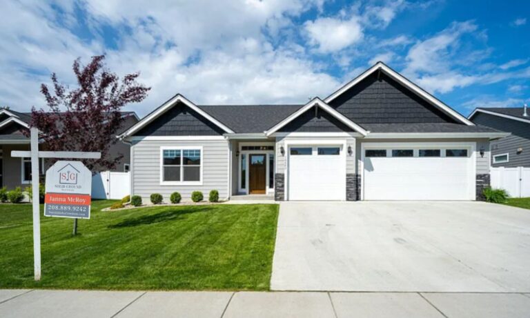 buy a house in Post Falls