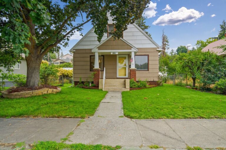 Spokane homes for sale 1724 W Cleveland Ave